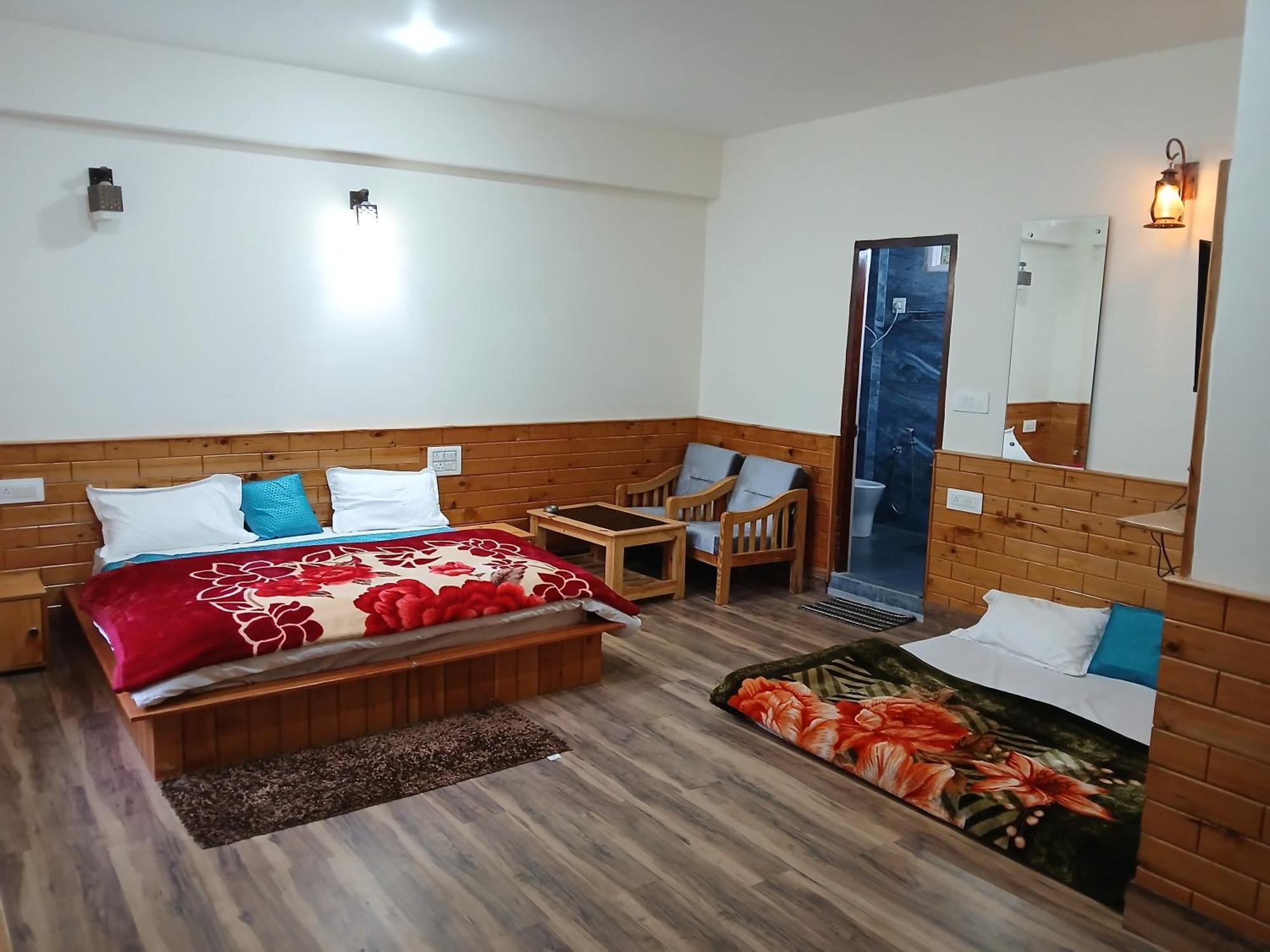 Shangri-La Rooms & Restaurant Kasol Eksteriør billede