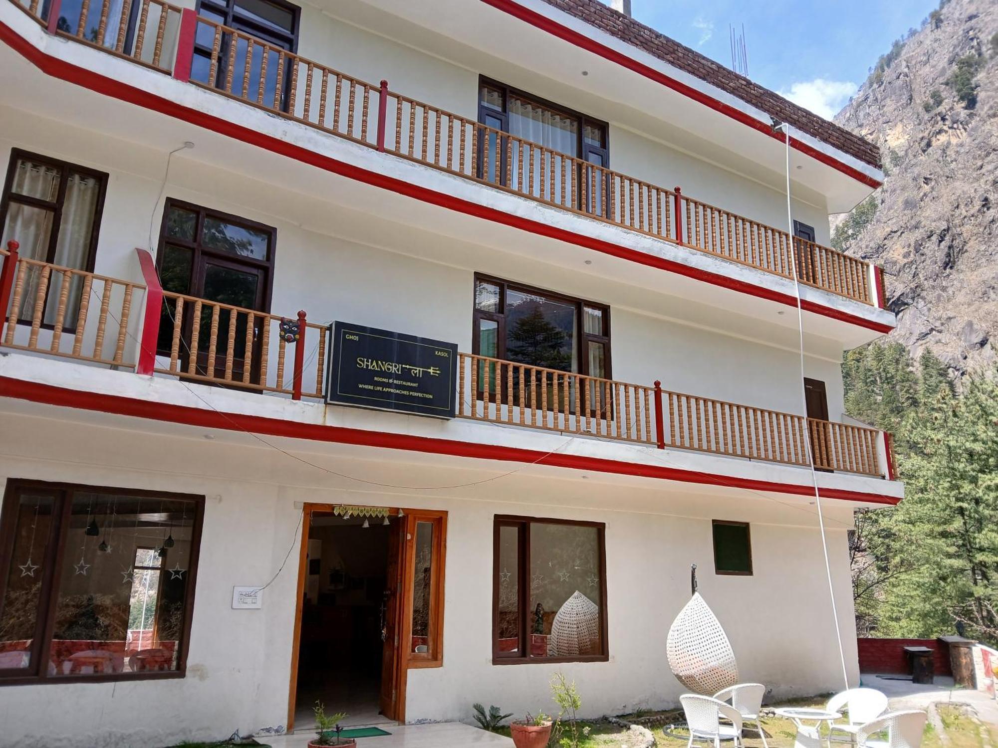 Shangri-La Rooms & Restaurant Kasol Eksteriør billede